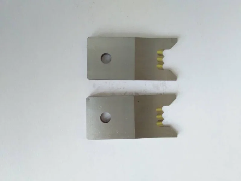 Döner bıçaklar için koaksiyel tel sıyırma makinesi