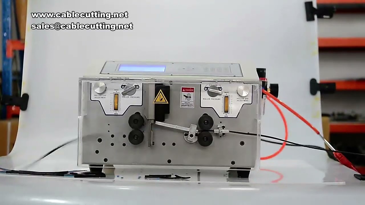 0,1-4,5mm² AWG10-AWG28 Çift Fonksiyonlu Otomatik Tel Soyma Sıyırma Kesme Makinesi 300W Bilgisayar Kontrollü