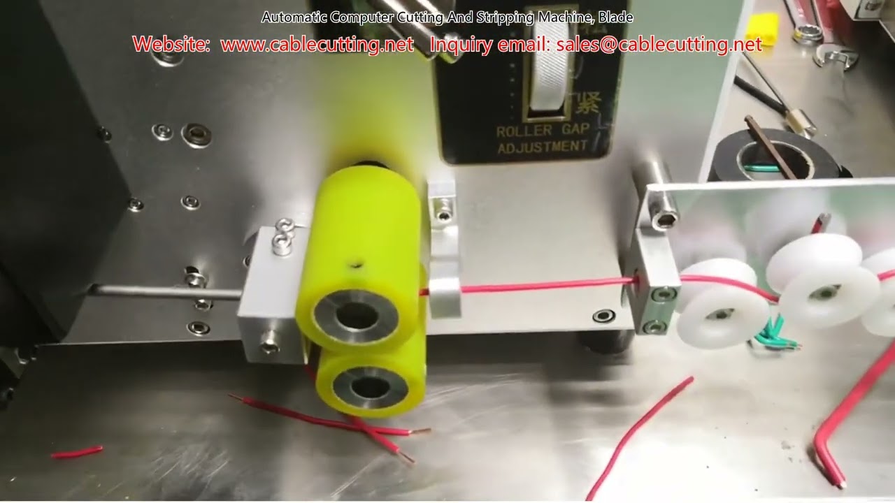 Automatic Computer Wire Cutting and Stripping Machine with Blades