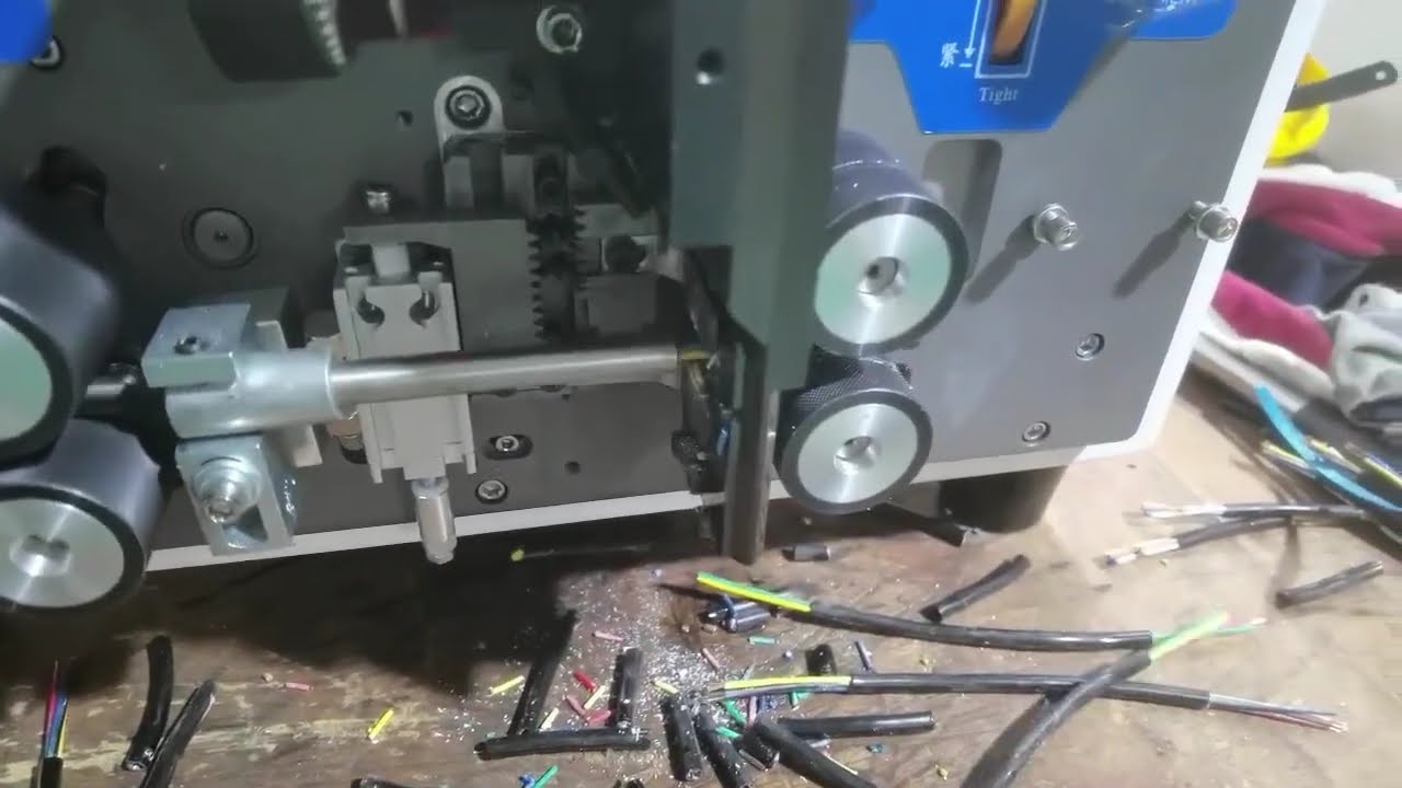 Tam Otomatik İç ve Dış Kılıf Sıyırma Makinesi - Yüksek Verimli Kablo İşleme